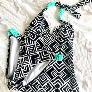 💙2/$10 Malibu Dream Girl Tankini. Womens size S/M